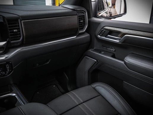 Chevrolet Silverado - Afbeelding 16 van 20