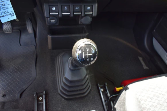 Suzuki Jimny - Afbeelding 18 van 30