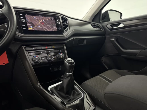 Volkswagen T-Roc - Afbeelding 13 van 30