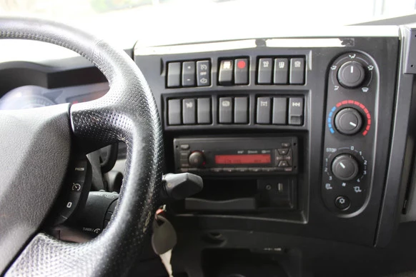 Renault  - Afbeelding 28 van 30