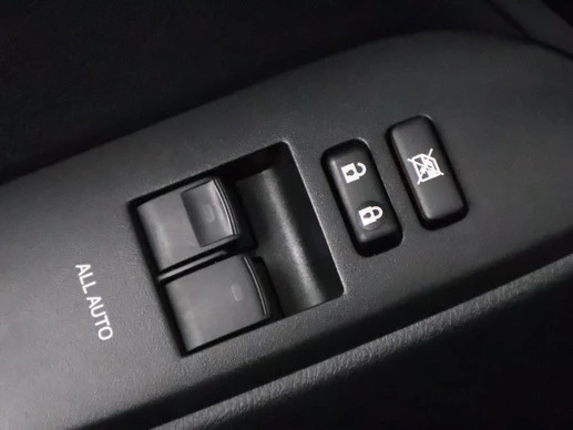 Toyota Land Cruiser - Afbeelding 17 van 30