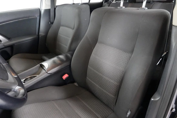 Toyota Avensis - Afbeelding 19 van 23