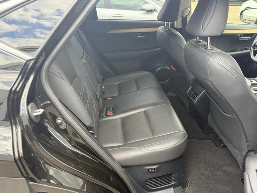 Lexus NX - Afbeelding 10 van 30