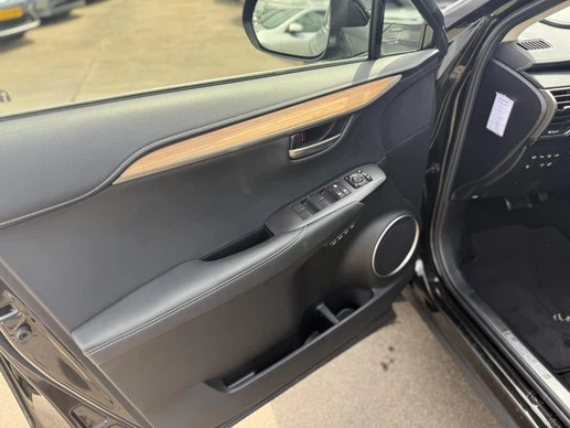 Lexus NX - Afbeelding 24 van 30