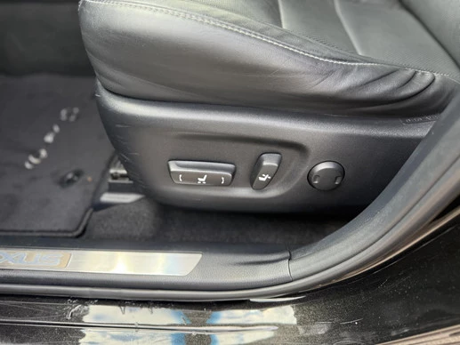 Lexus NX - Afbeelding 27 van 30