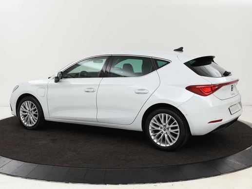 SEAT Leon - Afbeelding 2 van 30