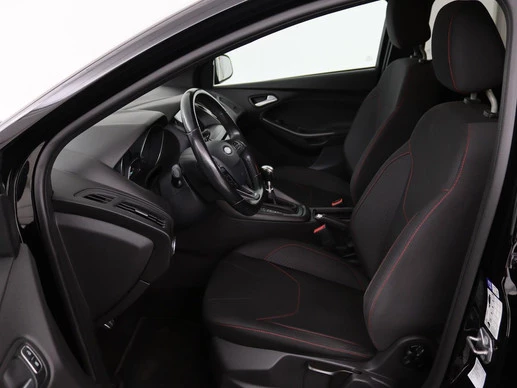 Ford Focus - Afbeelding 4 van 30