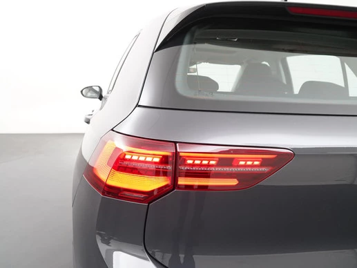 Volkswagen Golf - Afbeelding 18 van 29