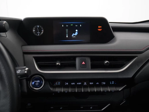 Lexus UX - Afbeelding 12 van 30