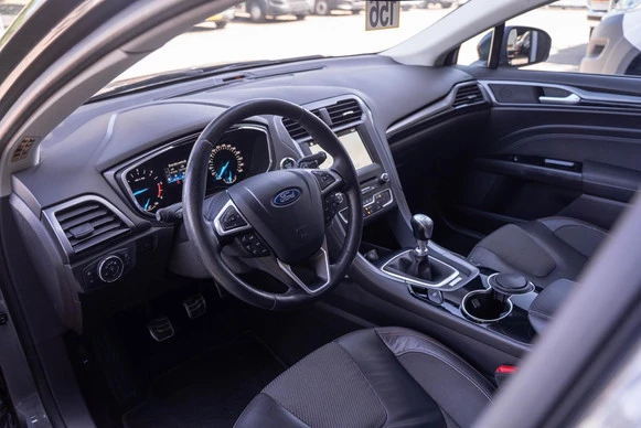Ford Mondeo - Afbeelding 29 van 30