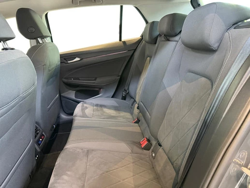 Volkswagen Golf - Afbeelding 11 van 30