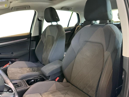 Volkswagen Golf - Afbeelding 10 van 30