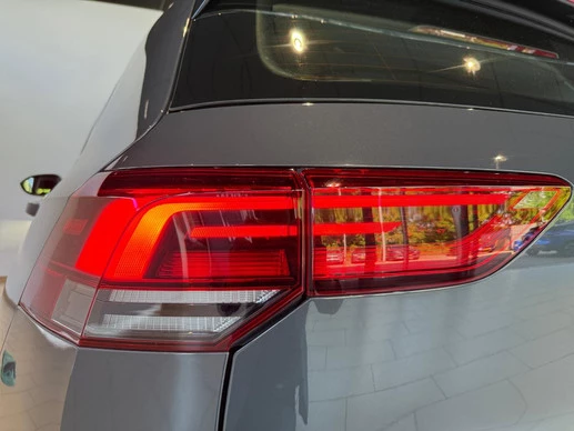 Volkswagen Golf - Afbeelding 22 van 30