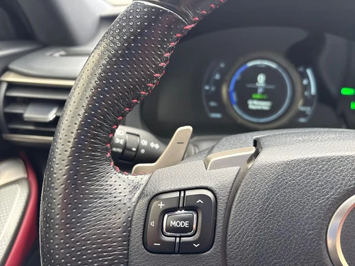 Lexus RC - Afbeelding 14 van 30