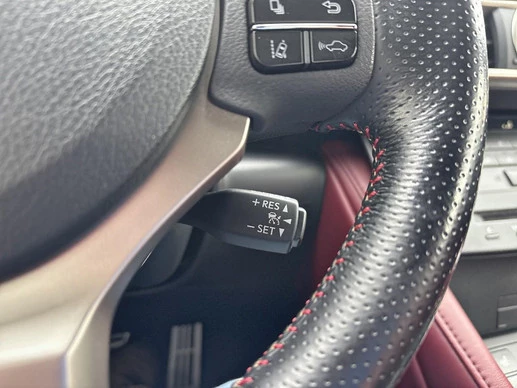 Lexus RC - Afbeelding 18 van 30