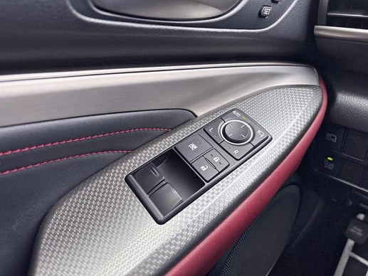 Lexus RC - Afbeelding 19 van 30