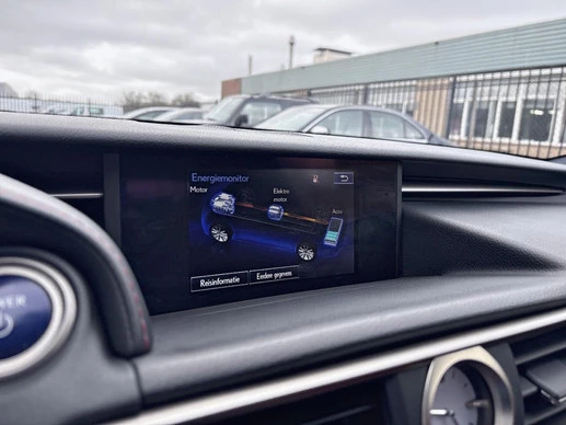 Lexus RC - Afbeelding 28 van 30