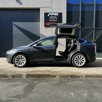 Tesla Model X - Afbeelding 10 van 22