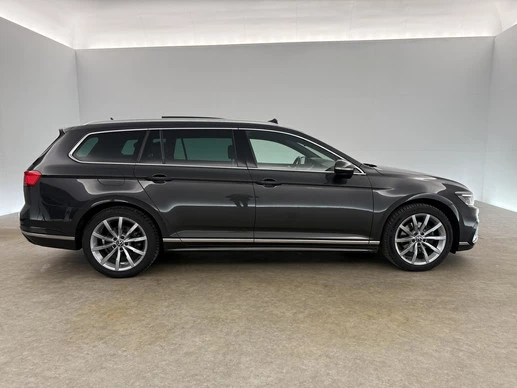 Volkswagen Passat - Afbeelding 3 van 30
