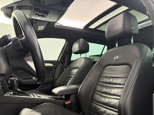 Volkswagen Passat - Afbeelding 10 van 30