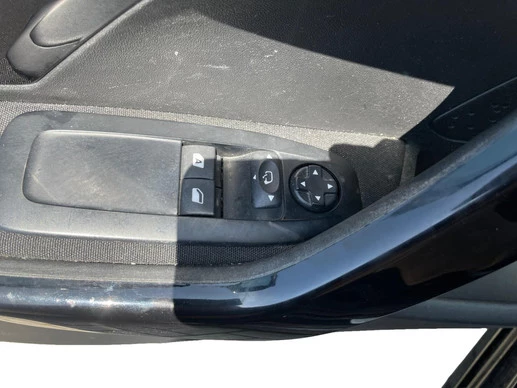 Peugeot 208 - Afbeelding 14 van 30