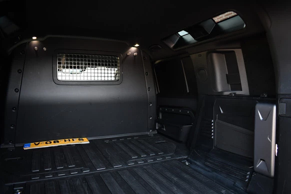 Land Rover Defender - Afbeelding 10 van 30