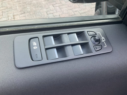 Land Rover Discovery Sport - Afbeelding 22 van 30