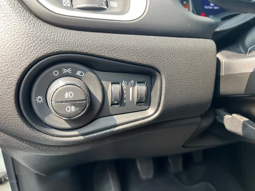 Jeep Renegade - Afbeelding 16 van 30
