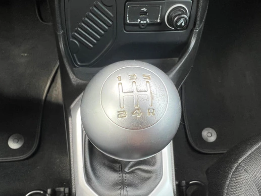 Jeep Renegade - Afbeelding 25 van 30