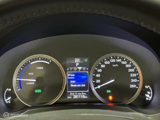 Lexus IS - Afbeelding 2 van 30