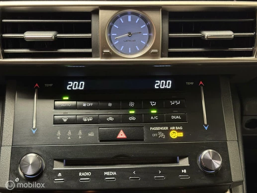 Lexus IS - Afbeelding 7 van 30