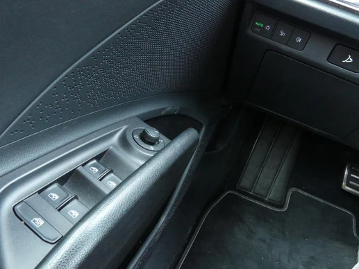 Škoda Enyaq iV - Afbeelding 14 van 25