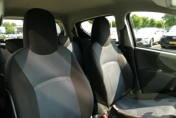 Suzuki Alto - Afbeelding 23 van 30