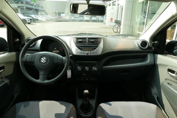 Suzuki Alto - Afbeelding 25 van 30