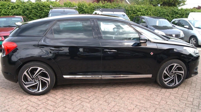 DS DS 5 - Afbeelding 23 van 30