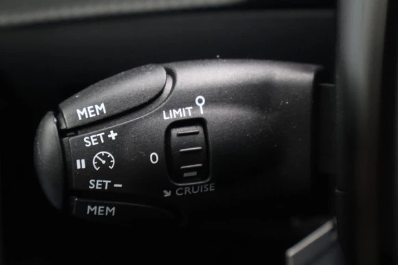 Peugeot e-208 - Afbeelding 24 van 30