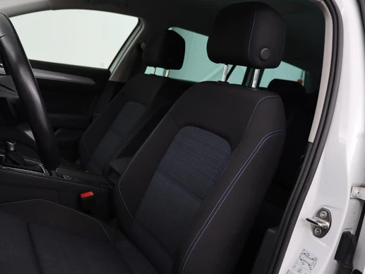 Volkswagen Passat - Afbeelding 5 van 30