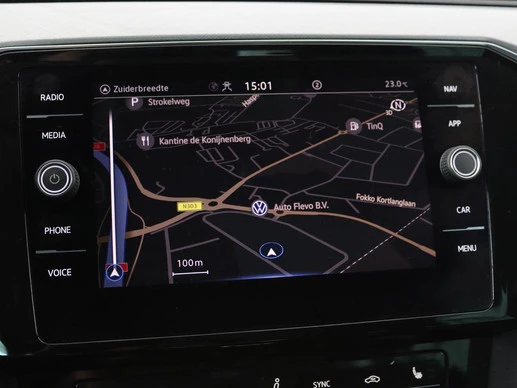 Volkswagen Passat - Afbeelding 19 van 30