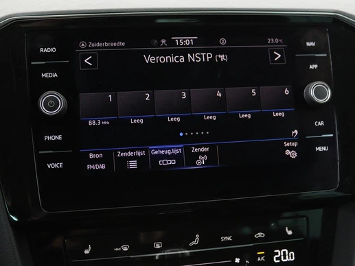 Volkswagen Passat - Afbeelding 27 van 30