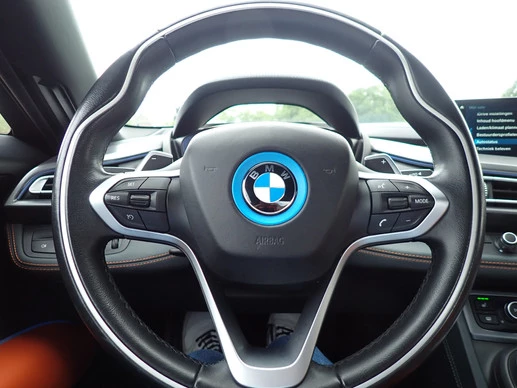 BMW i8 - Afbeelding 12 van 30