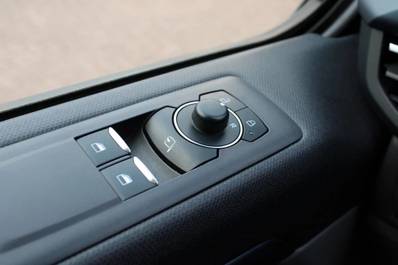 Ford Tourneo Custom - Afbeelding 27 van 30
