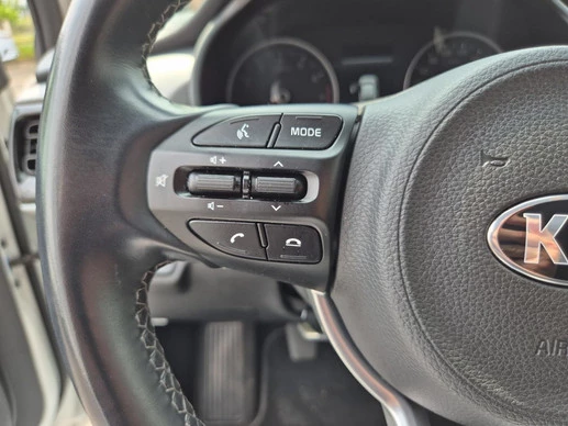 Kia Rio - Afbeelding 17 van 23