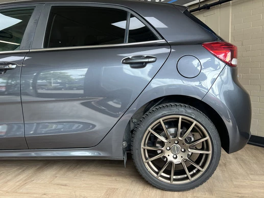 Kia Rio - Afbeelding 10 van 30