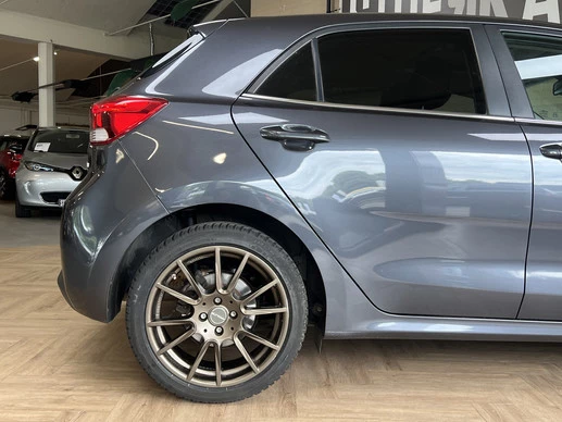 Kia Rio - Afbeelding 22 van 30
