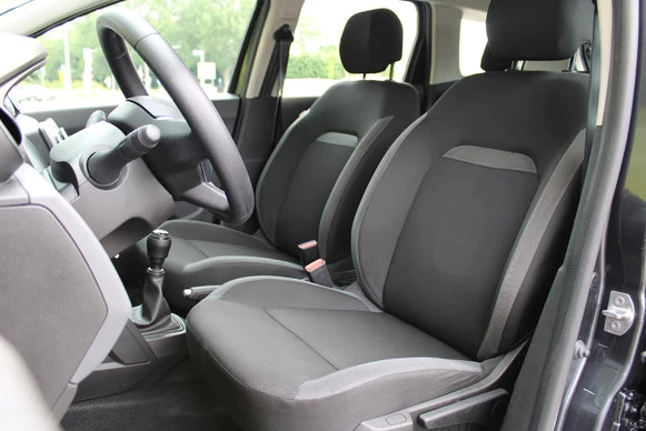 Dacia Duster - Afbeelding 13 van 27