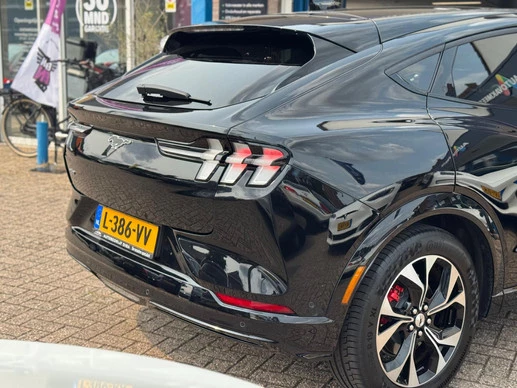 Ford Mustang Mach-E - Afbeelding 7 van 30