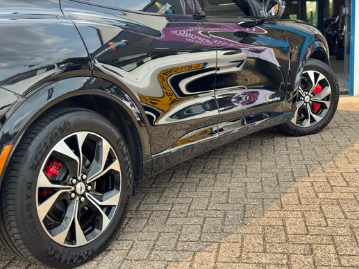 Ford Mustang Mach-E - Afbeelding 9 van 30