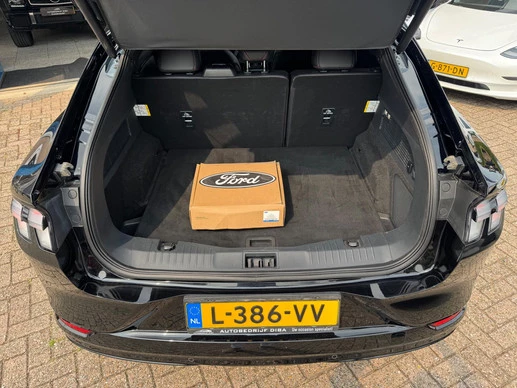 Ford Mustang Mach-E - Afbeelding 11 van 30