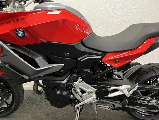 BMW F 900 XR - Afbeelding 15 van 18