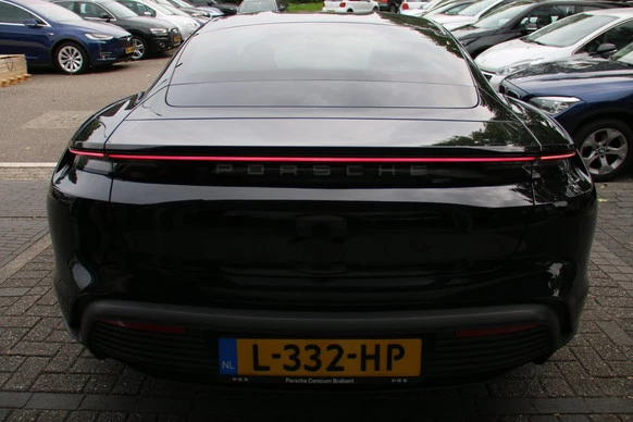 Porsche Taycan - Afbeelding 6 van 24